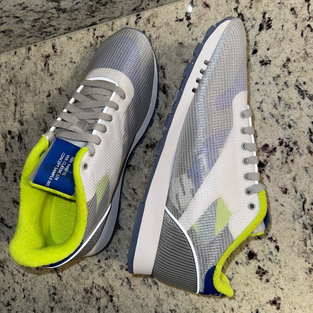 Running Shoes